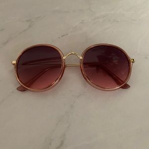 Women’s sunglasses